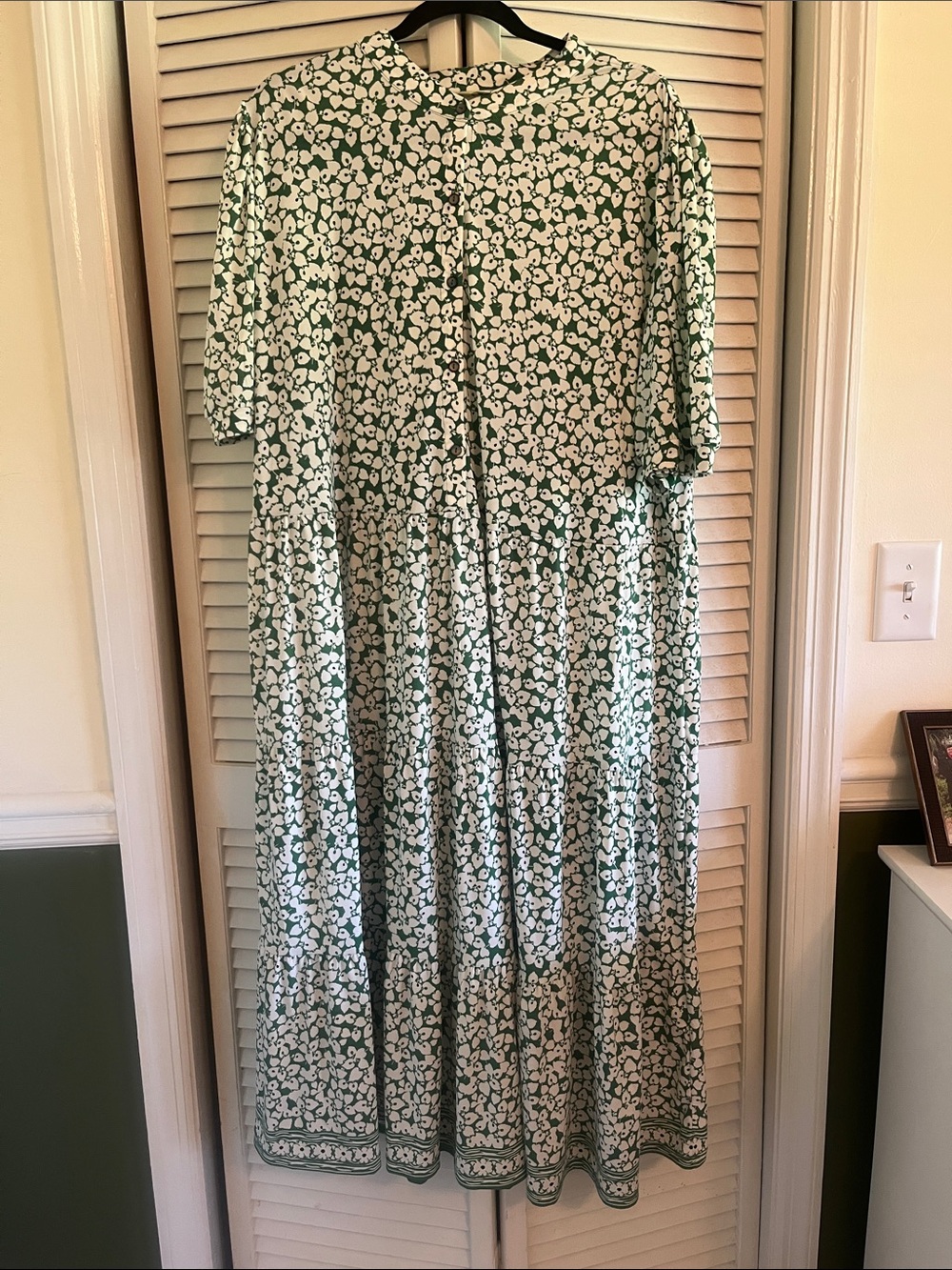 Max Studio Green and White Floral Tiered Maxi Dress